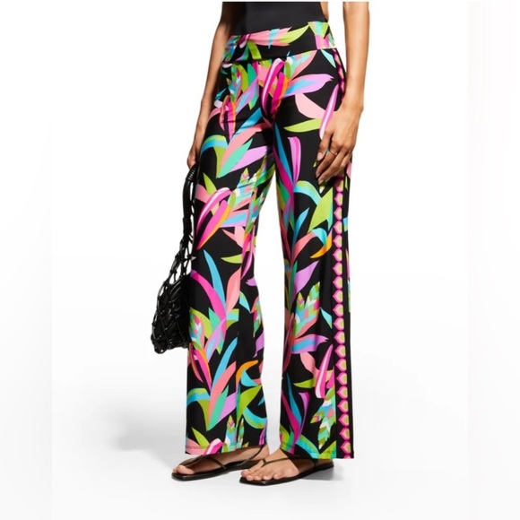 Trina Turk Other - 🎉LAST PIECE🎉TRINA TURK Birds Of Paradise Cover-Up Pants